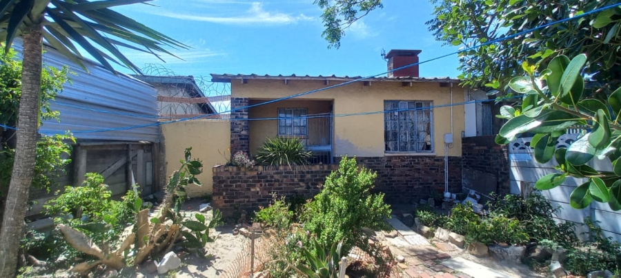 1 Bedroom Property for Sale in Athlone Western Cape